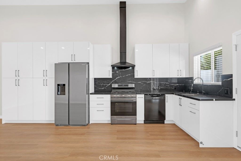 Interior, Kitchen, Marble Walls, Stainless Steel Appliances, Wood Texture Flooring