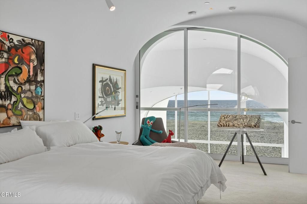 Bedroom, Interior, Recessed Lighting, Water