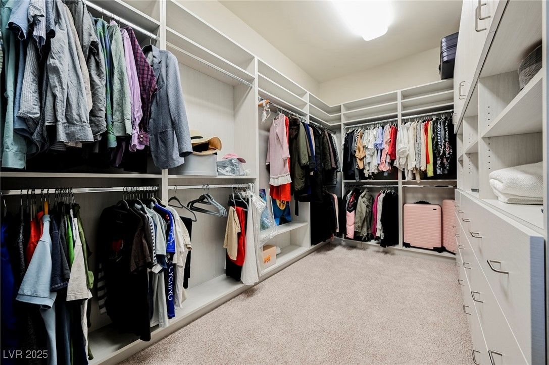 Interior, Walk-in Closets