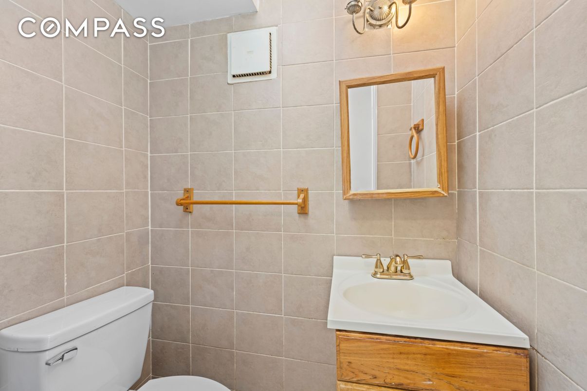 Bathroom, Interior