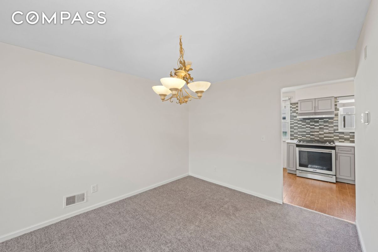 Chandelier, Empty room, Interior, Kitchen
