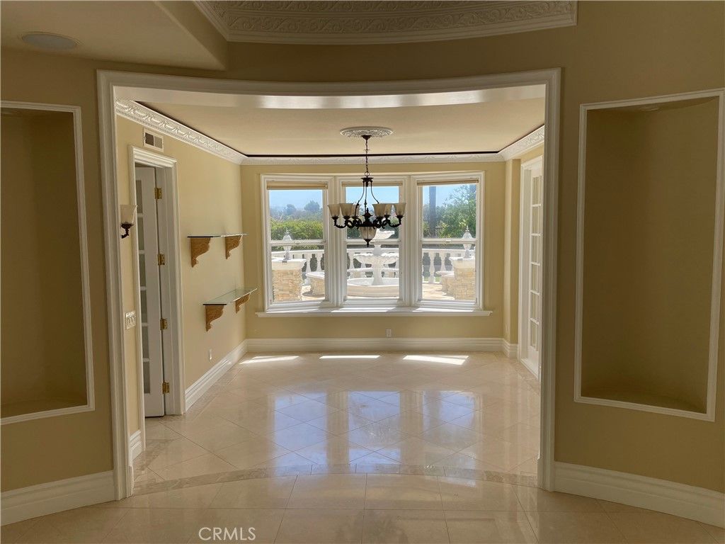 Chandelier, Empty room, Interior