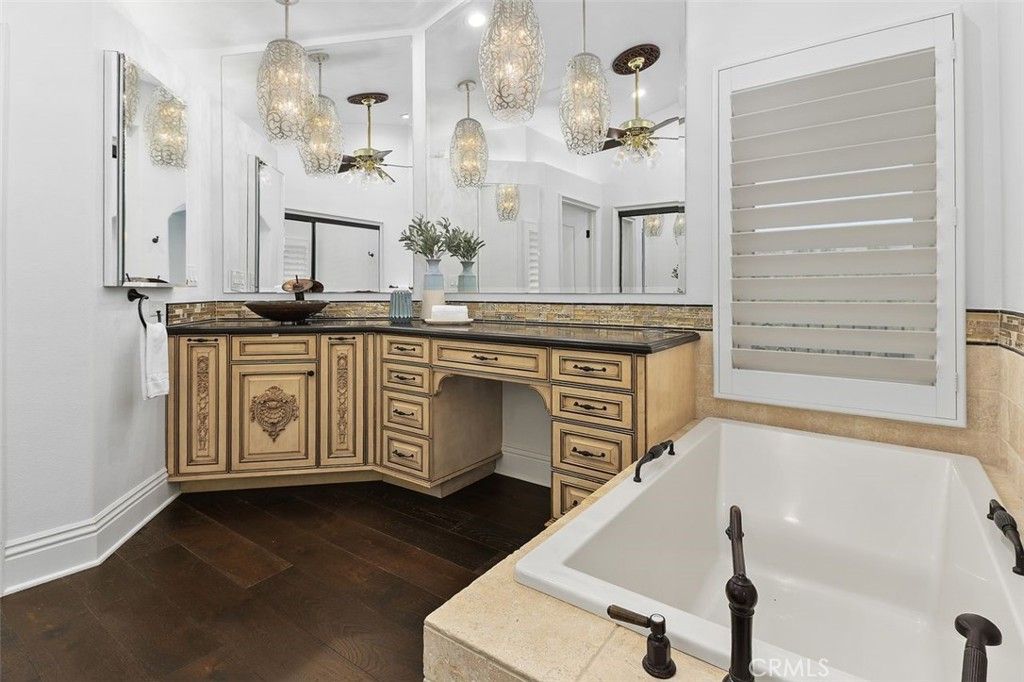 Bathroom, Dual Sink Vanities, Interior, Pendant Lights, Recessed Lighting, Wood Texture Flooring