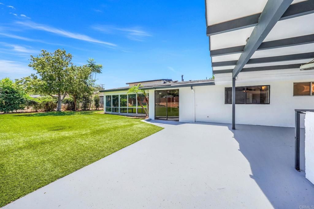 Backyard, Exterior