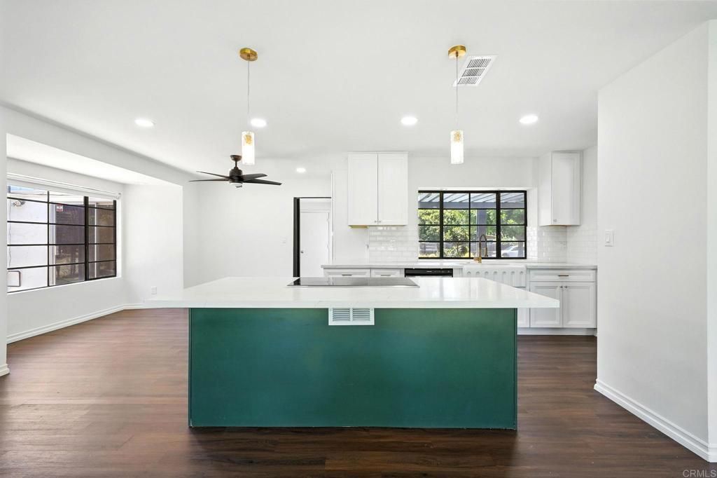 Interior, Kitchen, Pendant Lights, Recessed Lighting, Wood Texture Flooring