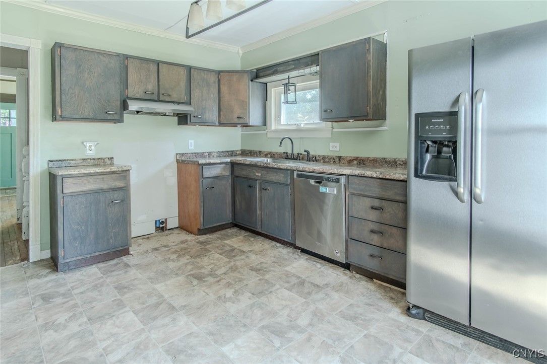 Interior, Kitchen, Stainless Steel Appliances