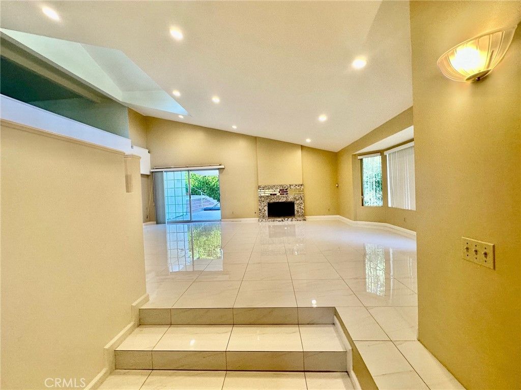Empty room, Fireplace, Interior, Recessed Lighting