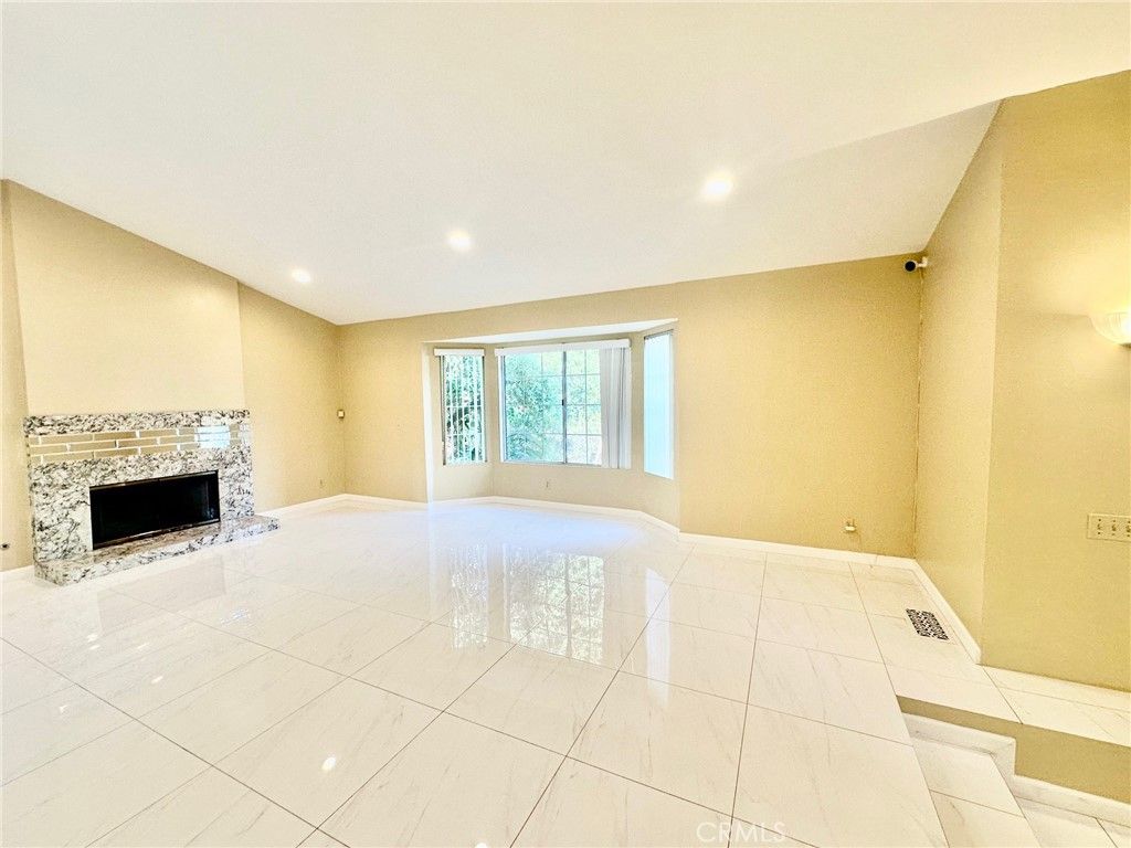 Empty room, Fireplace, Interior, Recessed Lighting