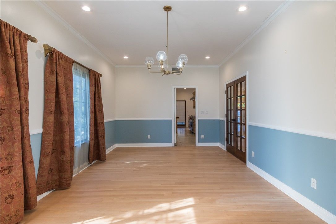 Empty room, Interior, Pendant Lights, Recessed Lighting, Wood Texture Flooring