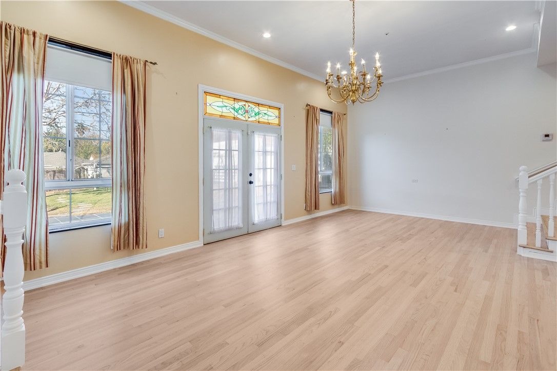 Chandelier, Empty room, Interior, Recessed Lighting, Wood Texture Flooring