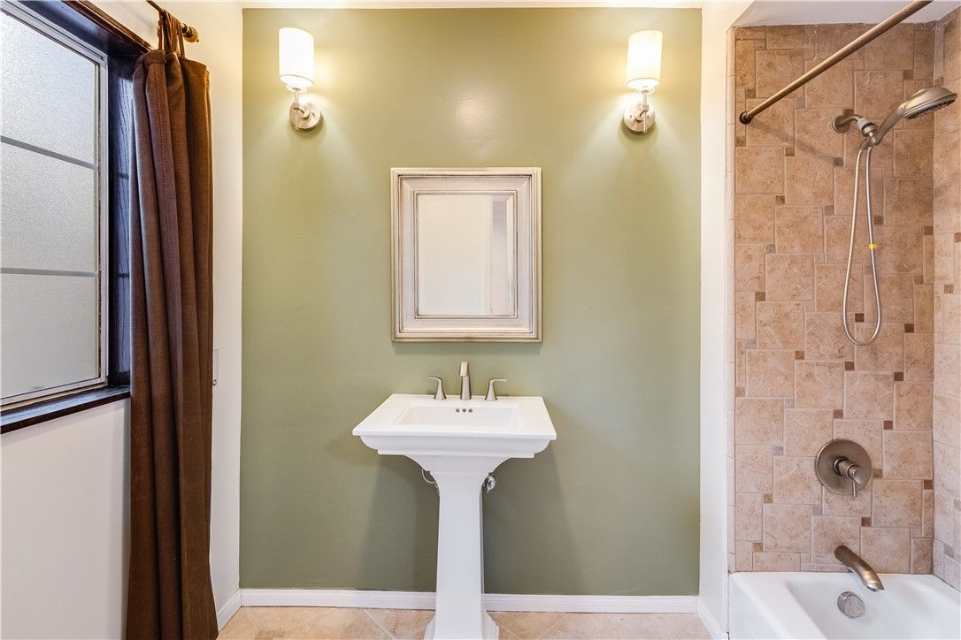 Bathroom, Interior, Stone Walls