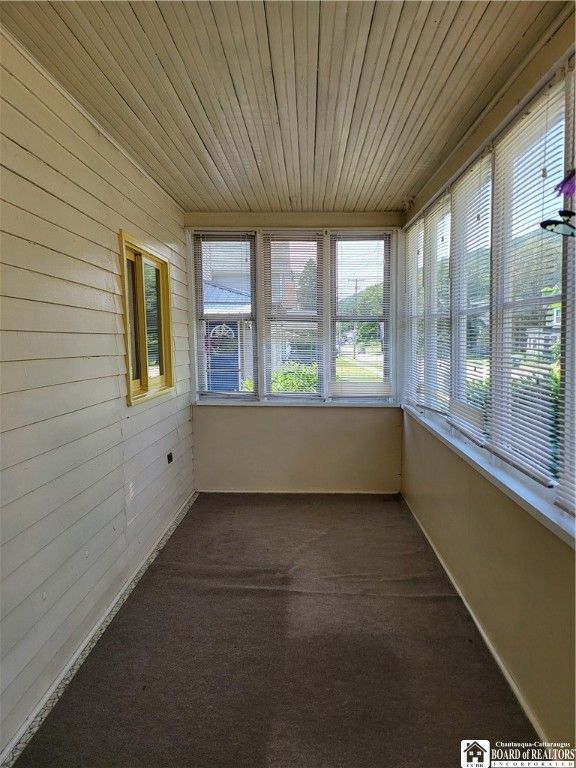 Empty room, Interior, Sun Room