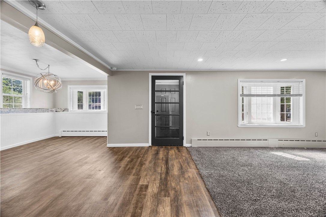 Empty room, Interior, Pendant Lights, Recessed Lighting, Wood Texture Flooring