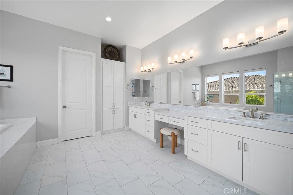 Bathroom, Dual Sink Vanities, Interior, Marble, Recessed Lighting