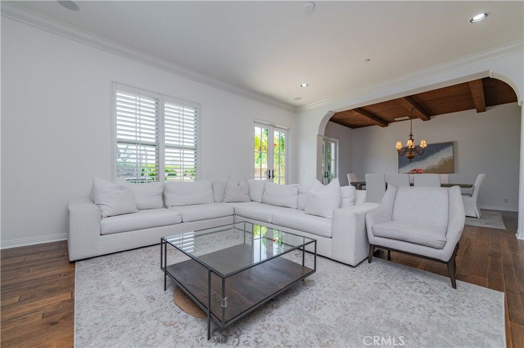 Chandelier, Dining room, Interior, Living room, Recessed Lighting, Wooden Beams, Wooden Ceilings, Wood Texture Flooring