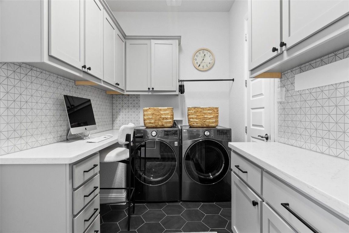 Interior, Washer