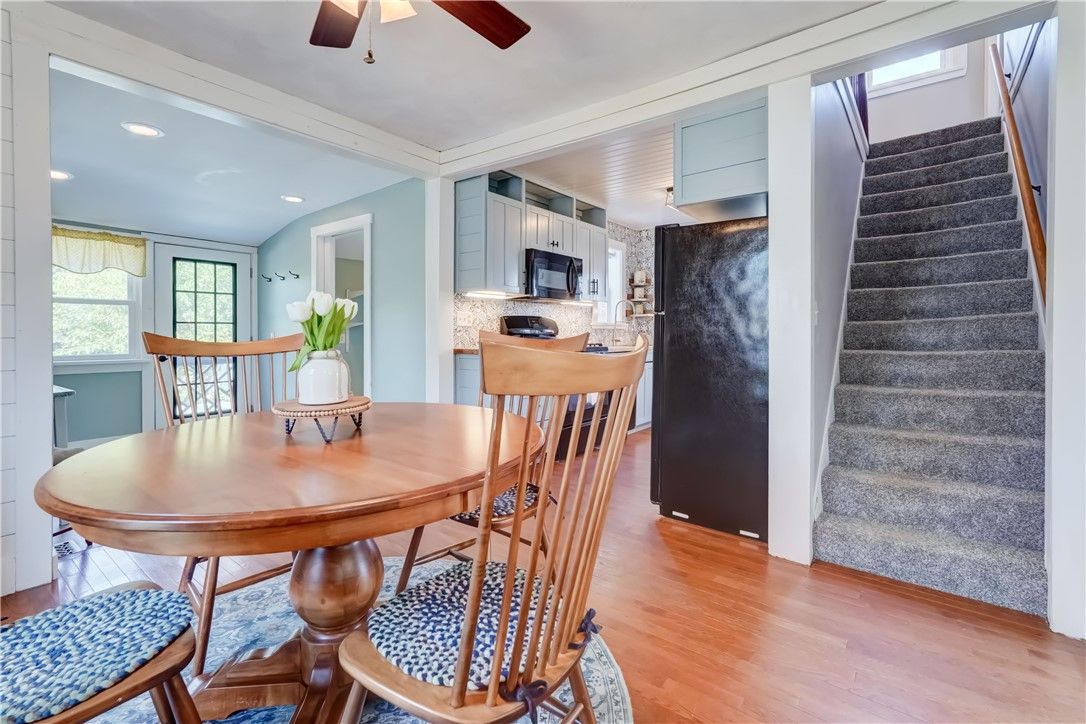 Dining room, Interior, Kitchen, Recessed Lighting, Stainless Steel Appliances, Wood Texture Flooring