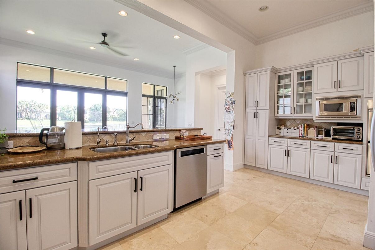 Interior, Kitchen, Pendant Lights, Recessed Lighting, Stainless Steel Appliances