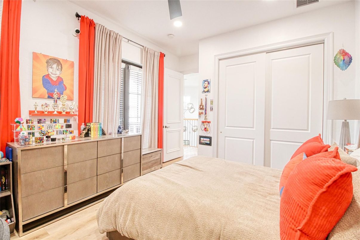 Bedroom, Interior, Recessed Lighting, Wood Texture Flooring