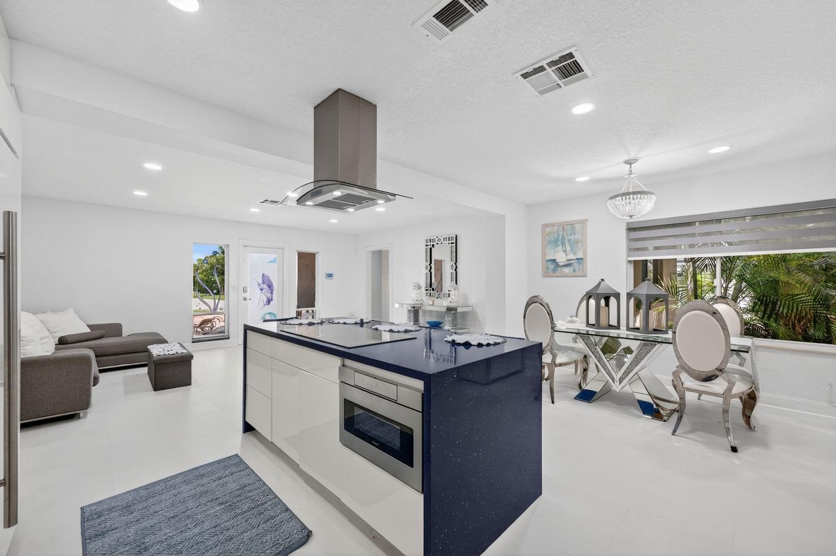 Chandelier, Interior, Kitchen, Recessed Lighting
