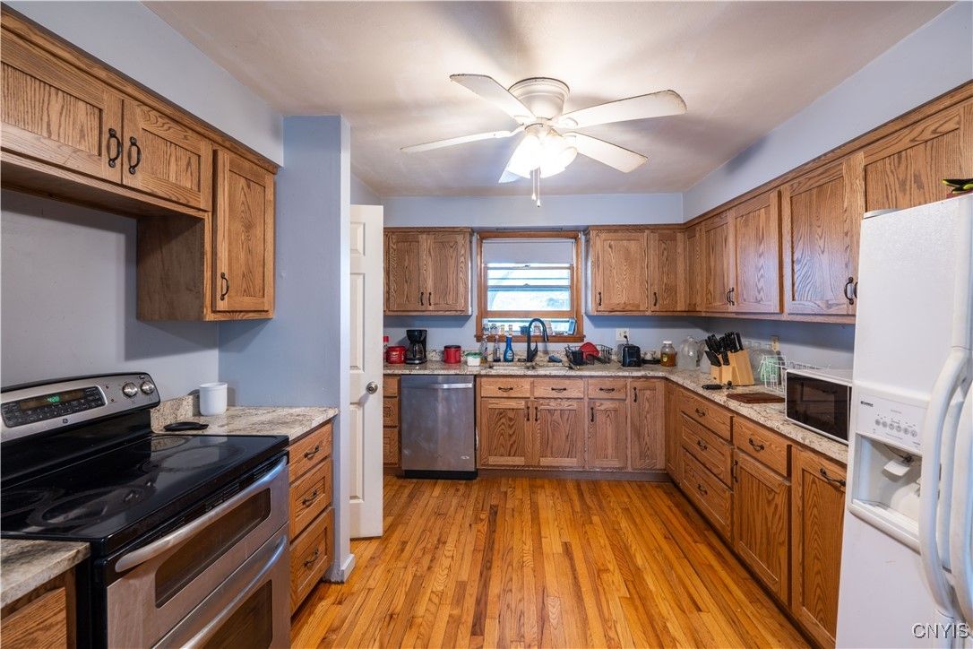 Interior, Kitchen, Wood Texture Flooring