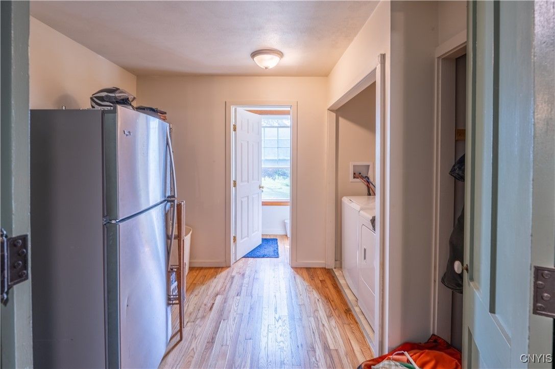 Interior, Kitchen, Washer, Wood Texture Flooring