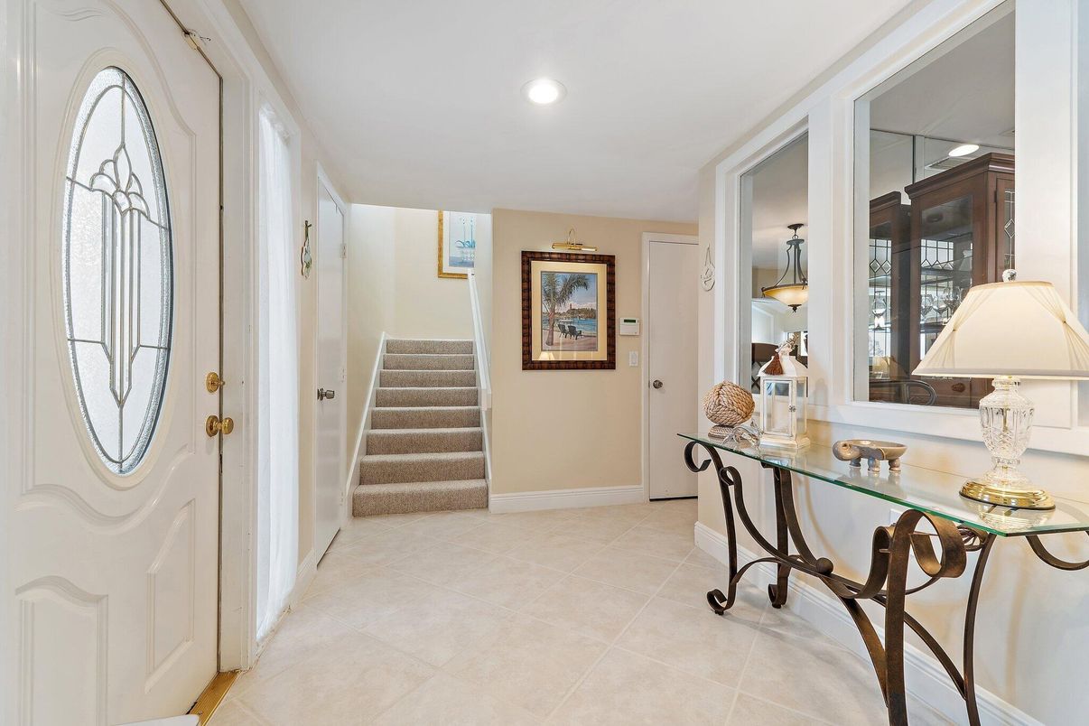 Interior, Recessed Lighting