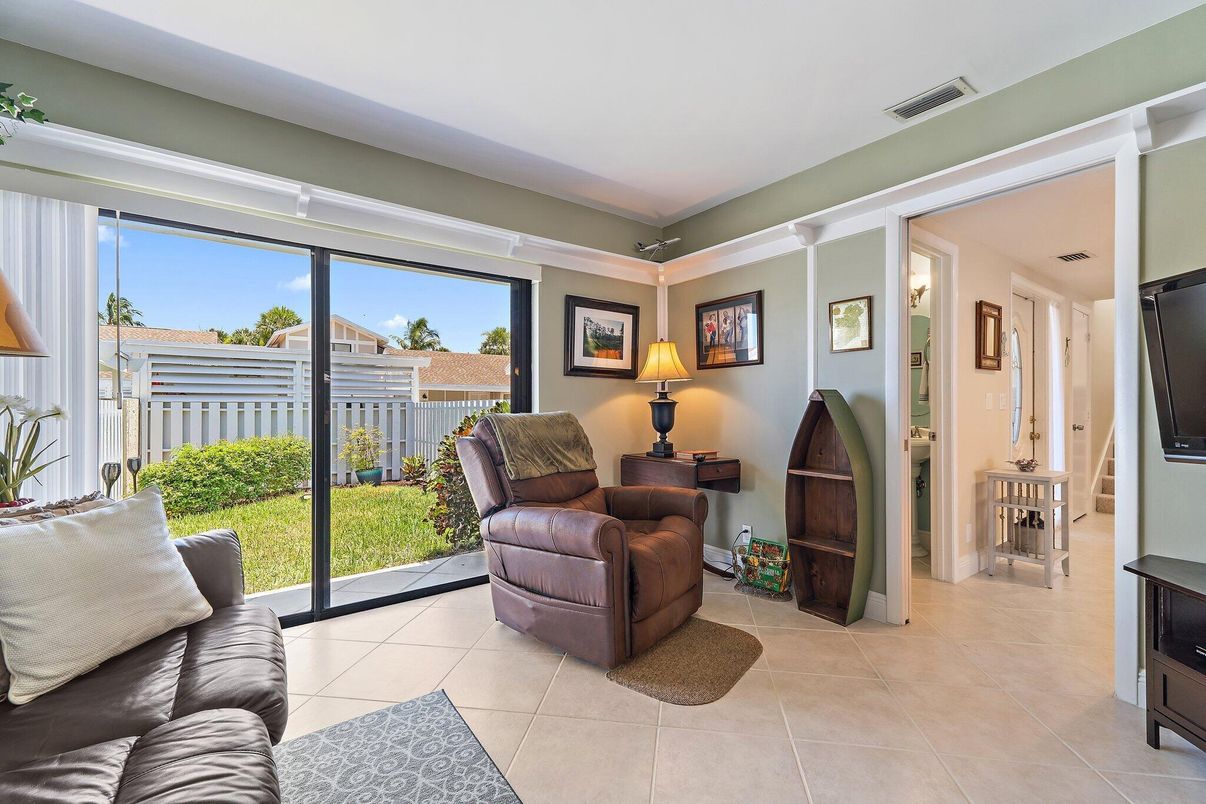Interior, Living room