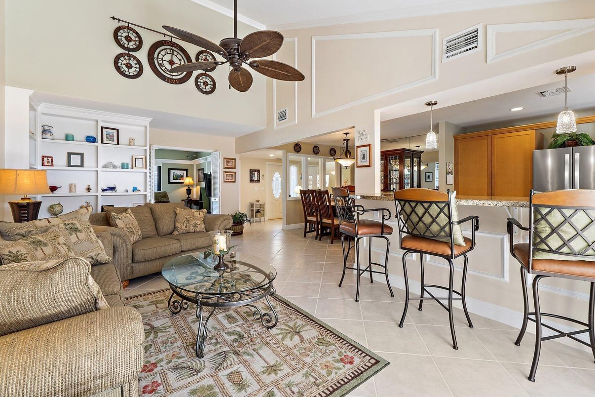 Dining room, Interior, Kitchen, Living room, Pendant Lights, Recessed Lighting