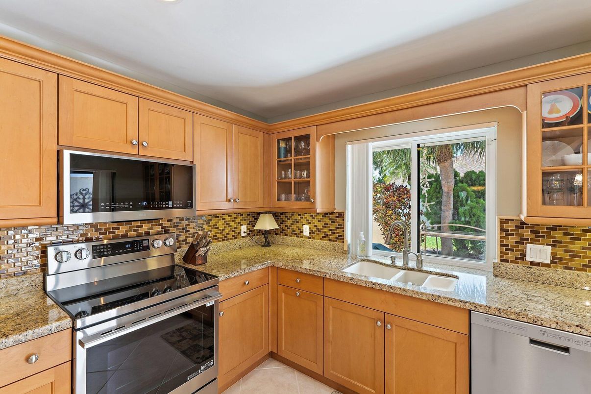 Interior, Kitchen, Recessed Lighting