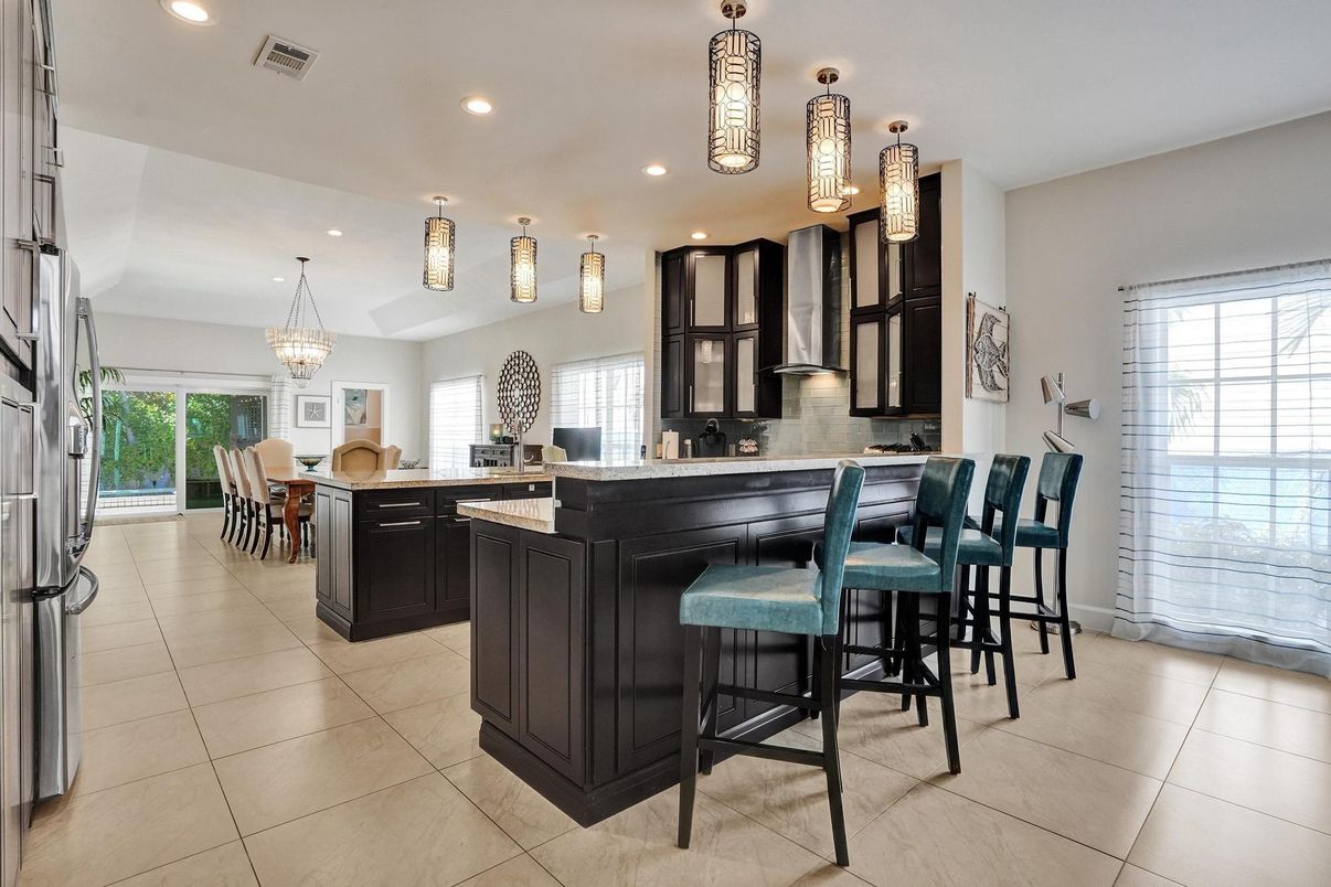 Chandelier, Dining room, Interior, Kitchen, Pendant Lights, Recessed Lighting