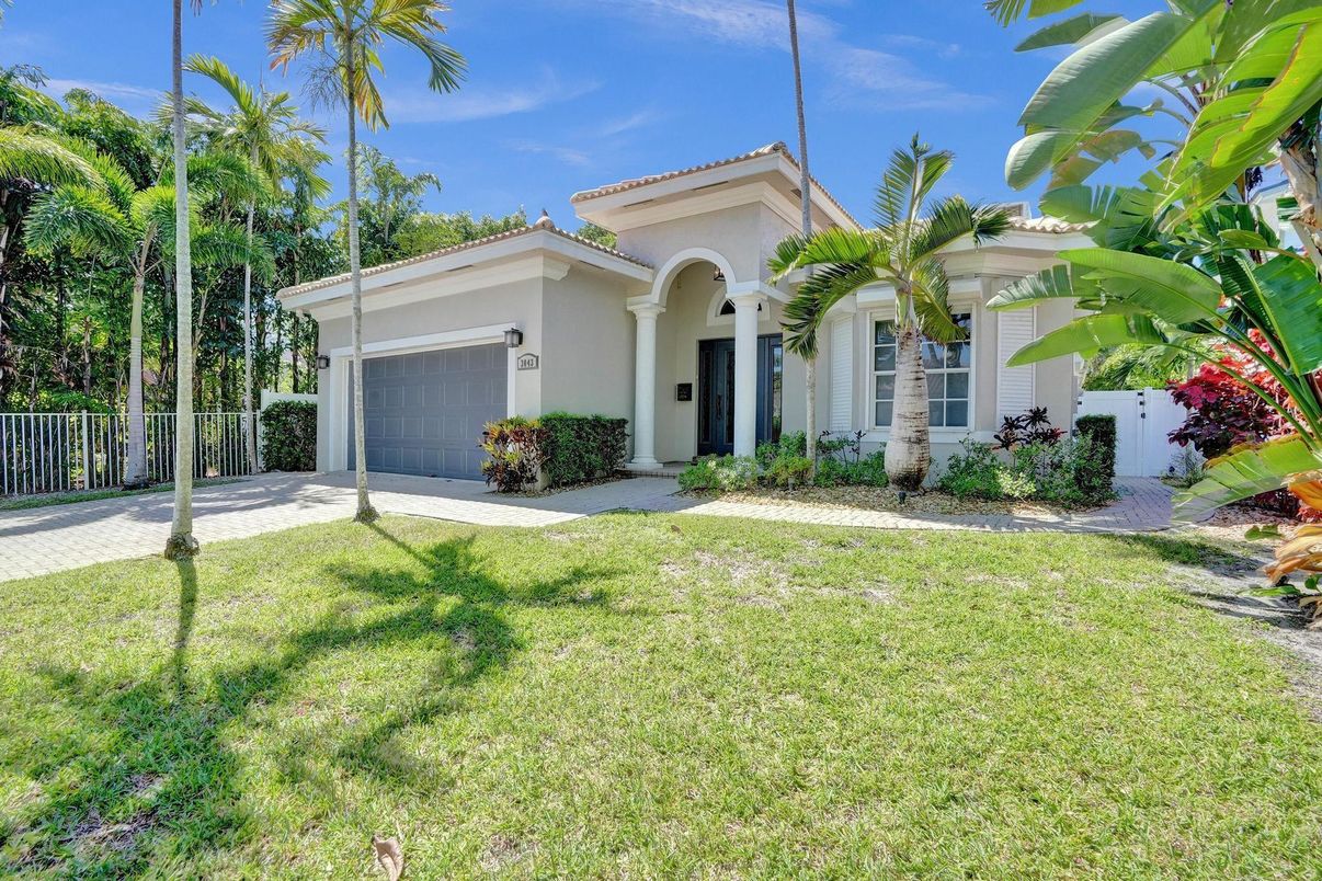 Attached, Backyard, Exterior, Facade, Mediterranean