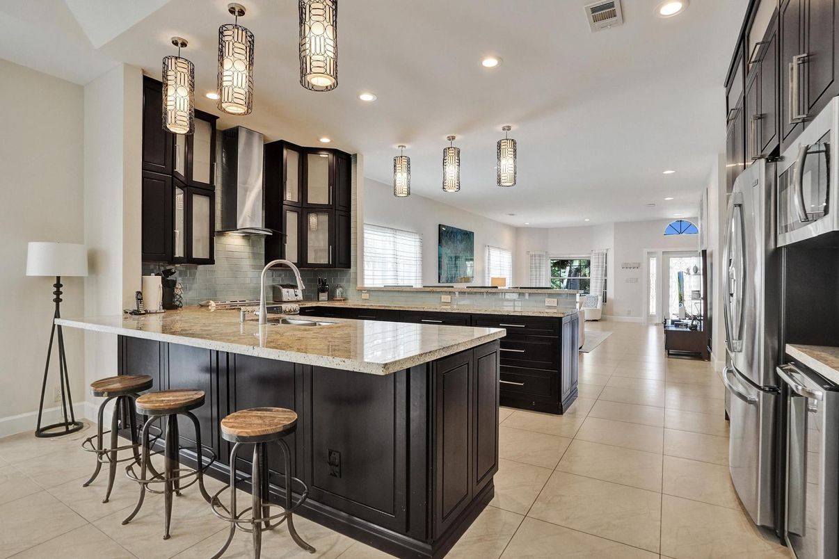 Interior, Kitchen, Pendant Lights, Recessed Lighting, Stainless Steel Appliances