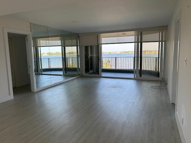 Empty room, Interior, Water, Wood Texture Flooring