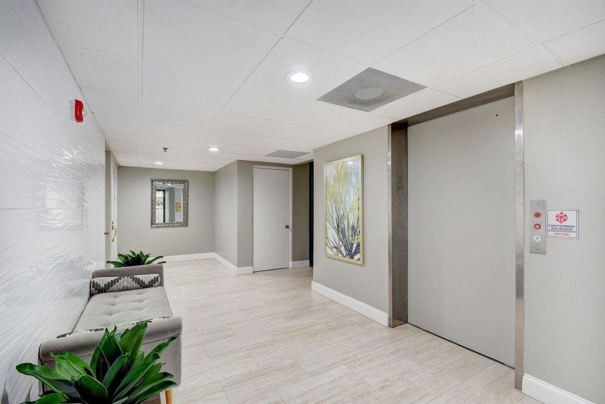 Elevator, Interior, Recessed Lighting