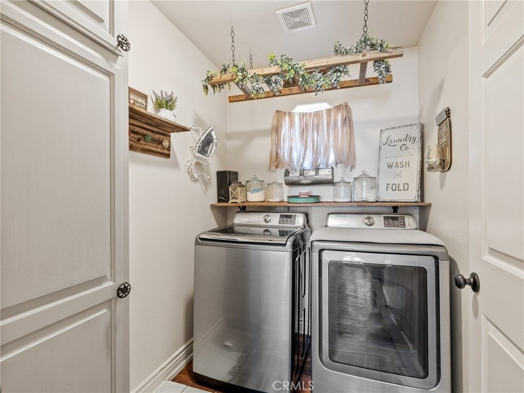 Interior, Washer