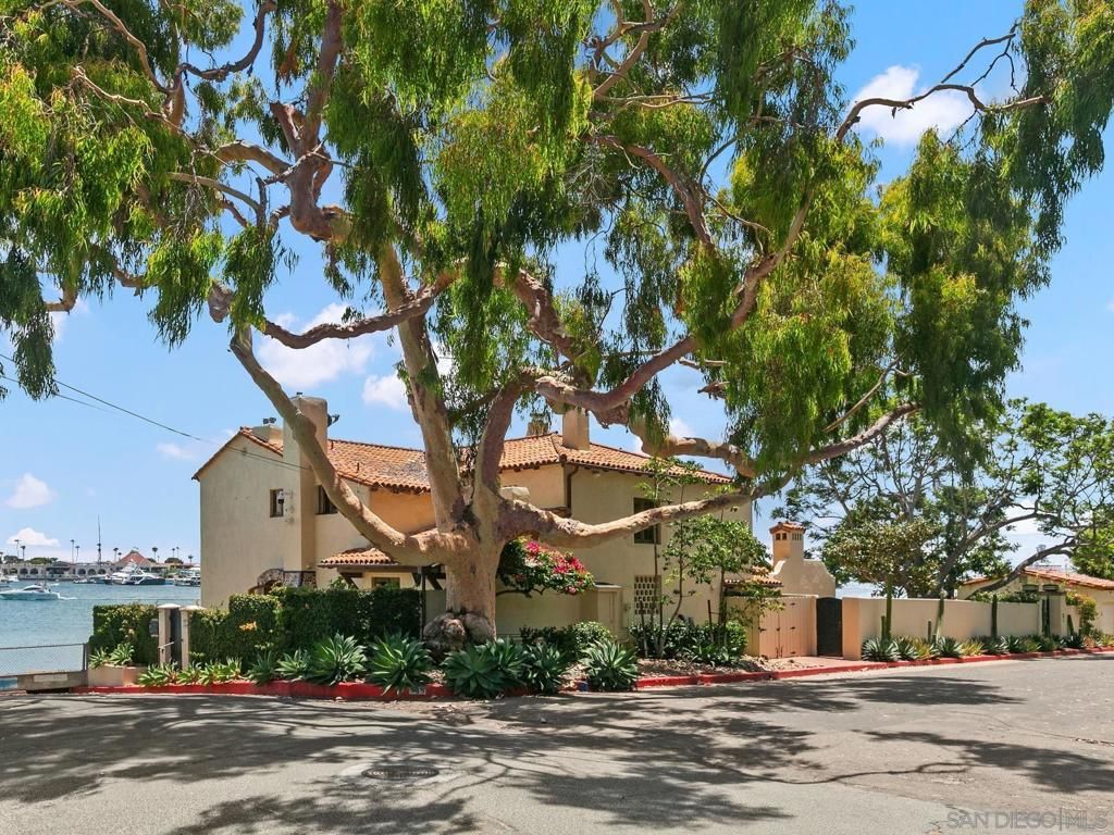 Exterior, Water