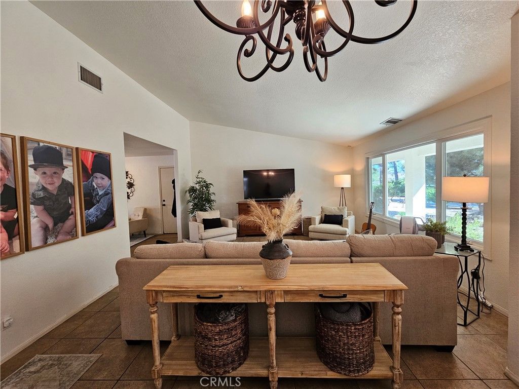 Chandelier, Interior, Living room