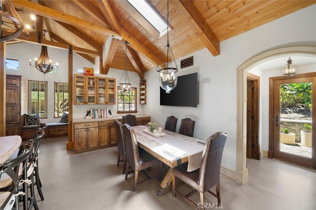 Chandelier, Dining room, Interior, Pendant Lights, Wooden Beams, Wooden Ceilings