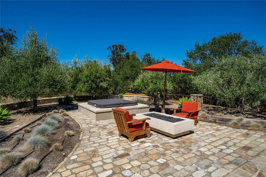 Backyard, Exterior, Hot Tub