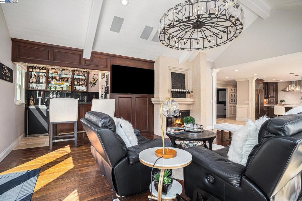 Fireplace, Interior, Living room, Pendant Lights, Recessed Lighting, Wood Texture Flooring