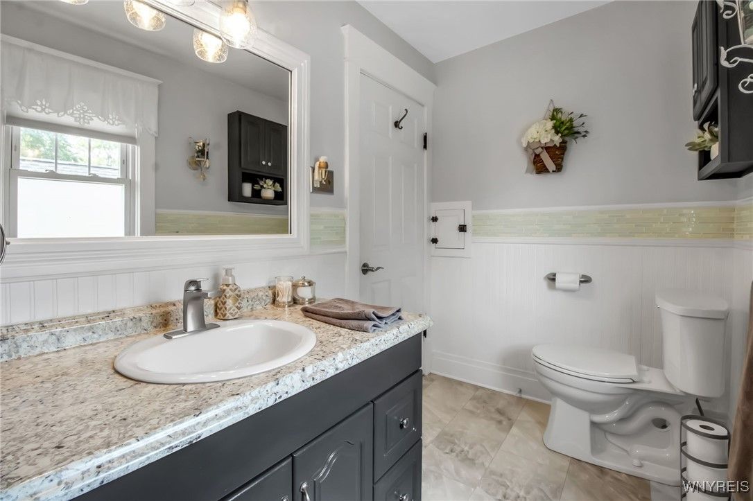 Bathroom, Interior