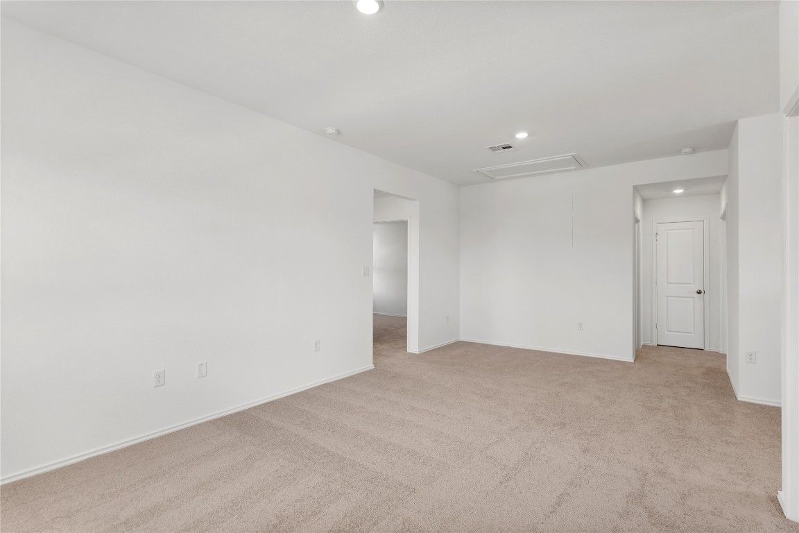 Empty room, Interior, Recessed Lighting