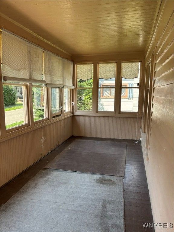 Interior, Sun Room, Wood Texture Flooring