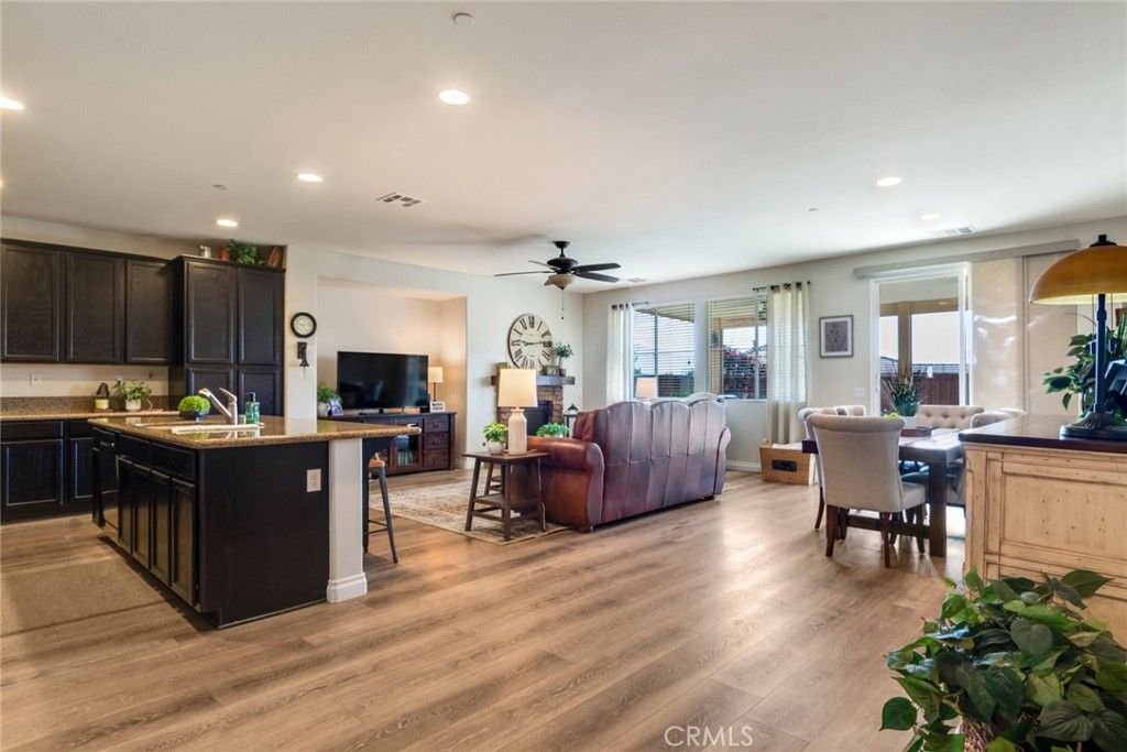 Dining room, Interior, Kitchen, Living room, Recessed Lighting, Wood Texture Flooring