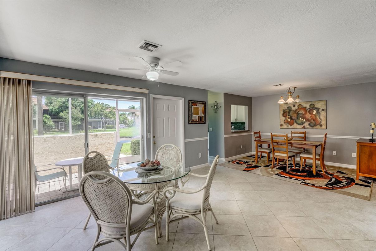 Dining room, Interior
