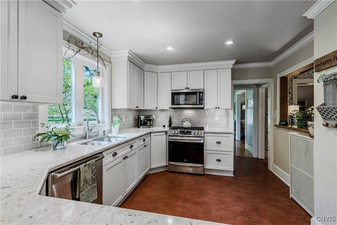Interior, Kitchen, Pendant Lights, Recessed Lighting, Stainless Steel Appliances