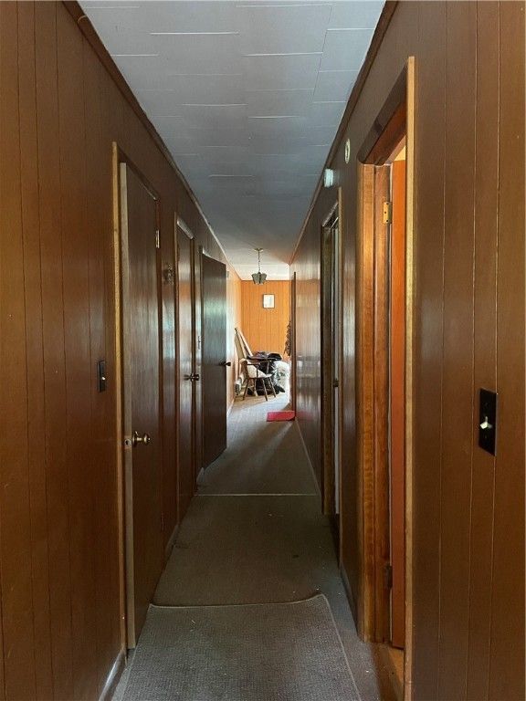 Interior, Wooden Walls