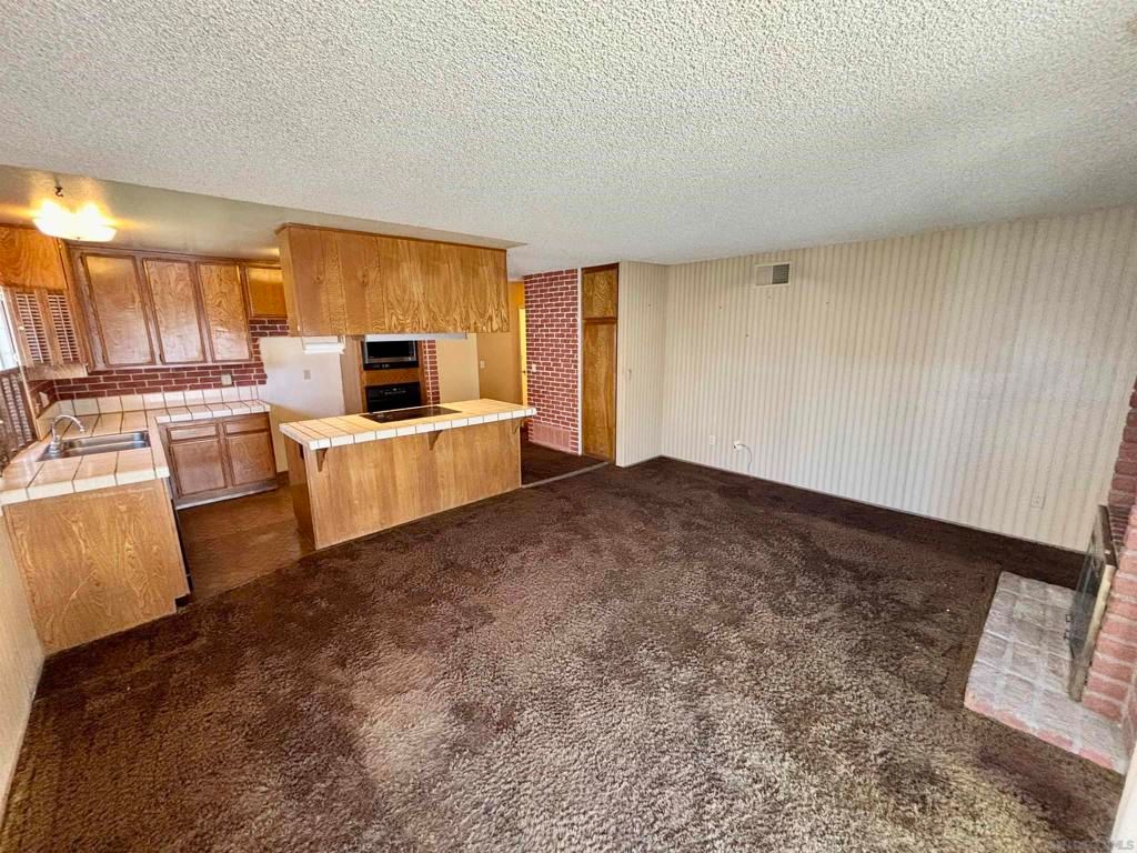 Empty room, Interior, Kitchen, Tile Countertops