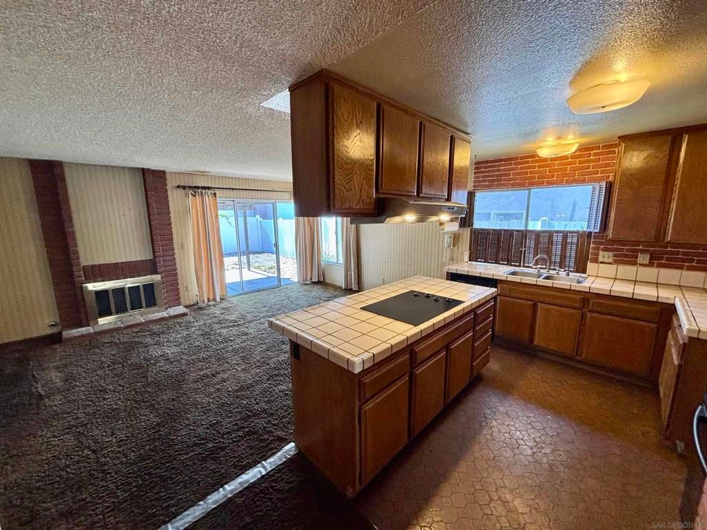 Interior, Kitchen, Tile Countertops